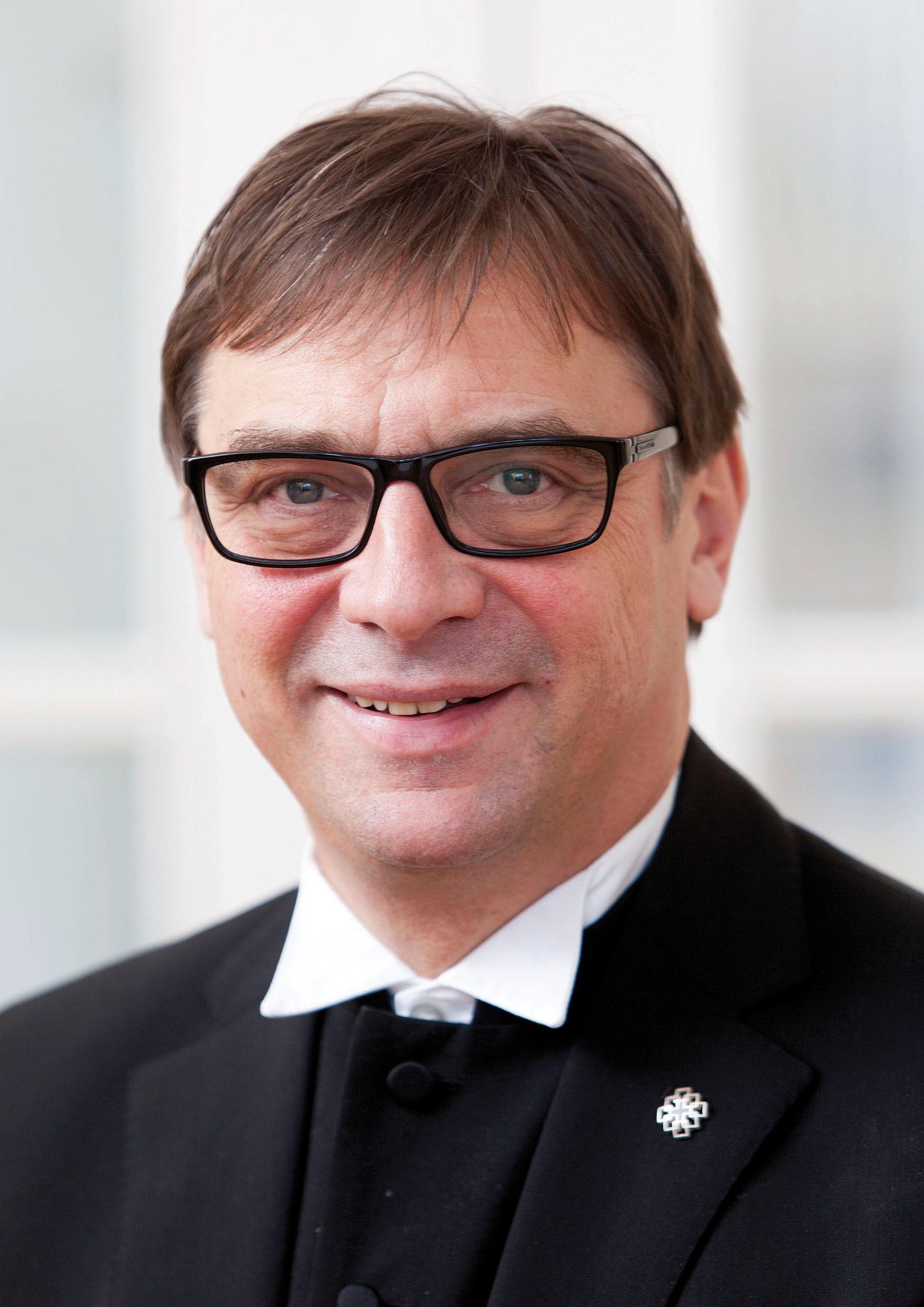 Kirchenpräsident Volker Jung Kirchenpräsident Volker Jung