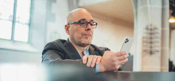 Pfarrer Lutz Neumeier (Foto: Jakob Erll) Pfarrer Lutz Neumeier (Foto: Jakob Erll)